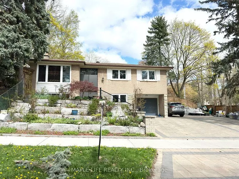 Toronto C15, ON M2H 1T9,92 Rameau DR