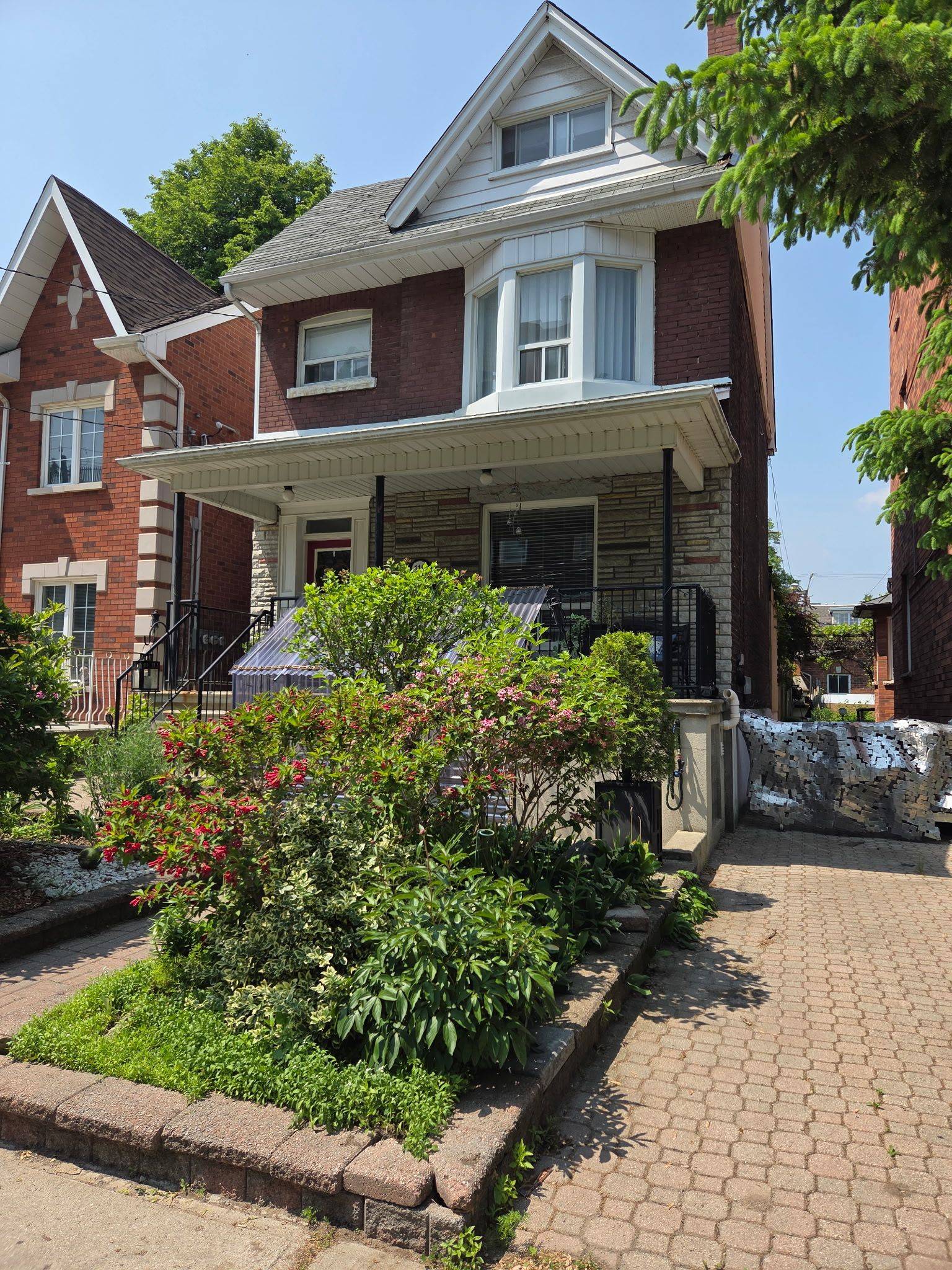 110 Margueretta ST #Main Floor, Toronto C01, ON M6H 3S3