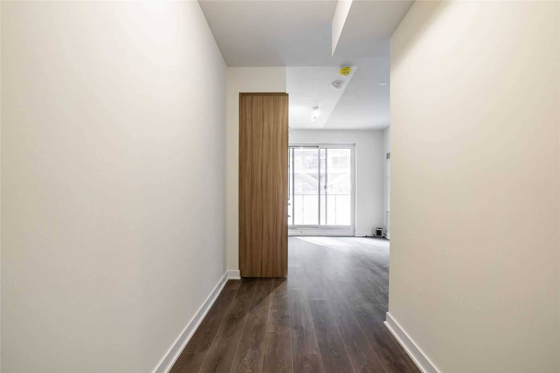 Toronto C10, ON M4S 2B4,2221 Yonge ST #306
