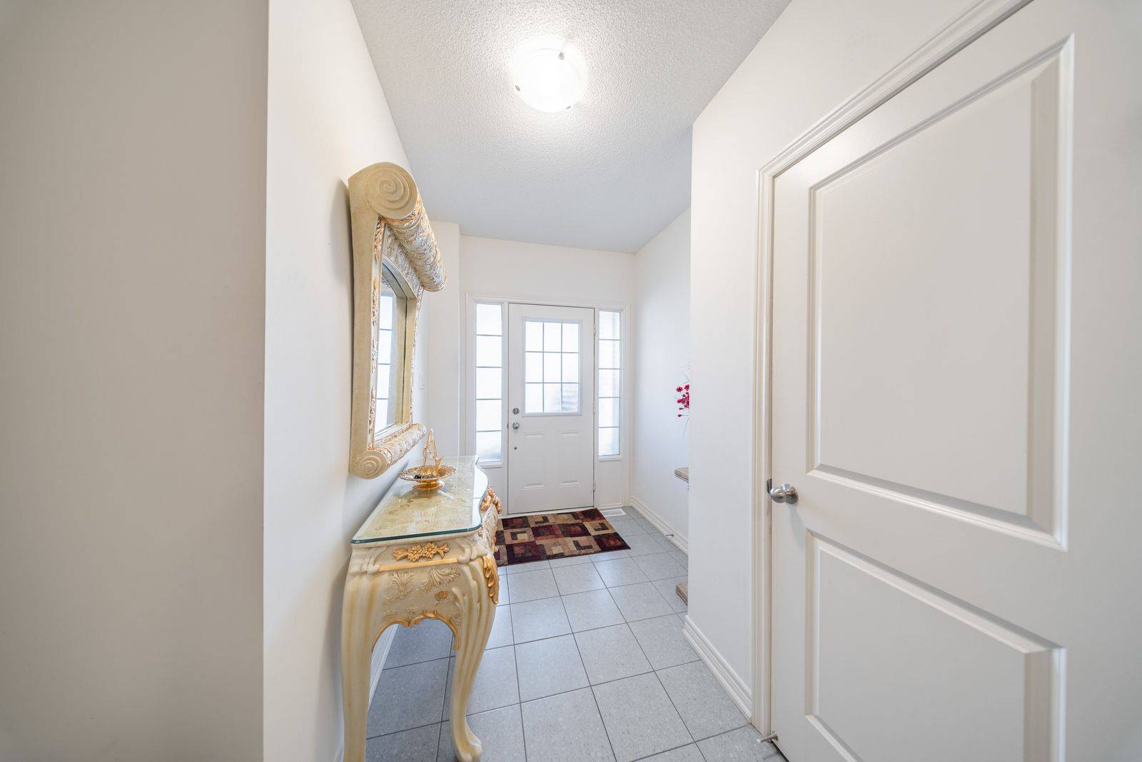 Brampton, ON L7A 5C4,91 Fruitvale CIR