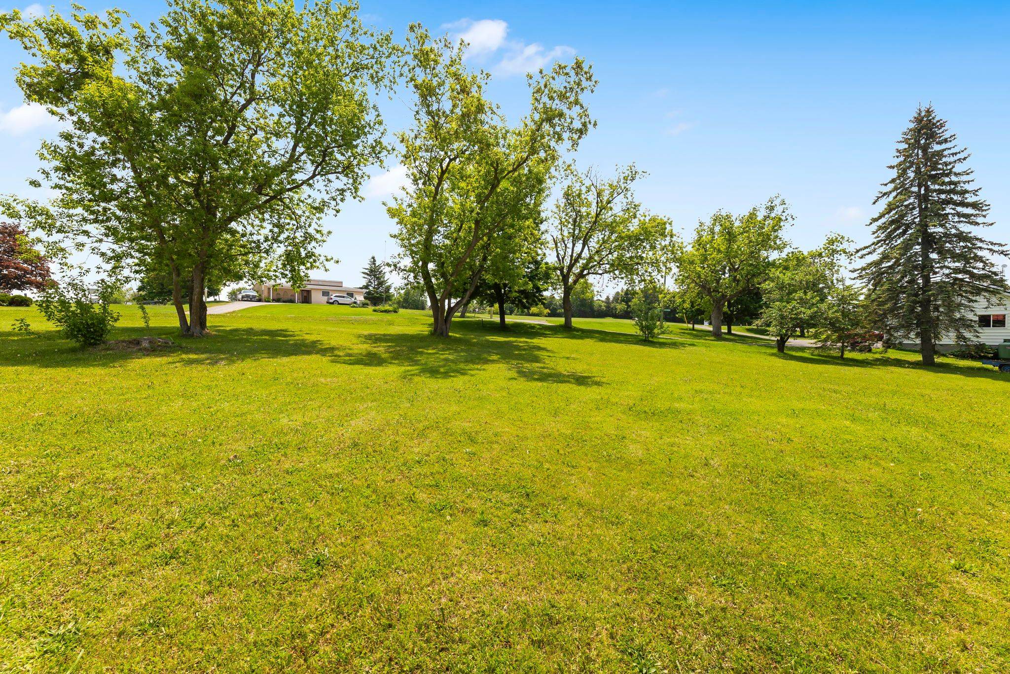 Kawartha Lakes, ON L0B 1K0,174 Hwy 7A RD