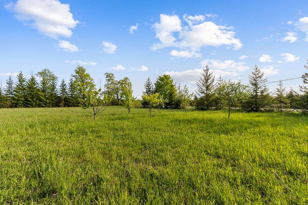 Grey Highlands, ON N0C 1E0,194247 Grey Road 13 RD