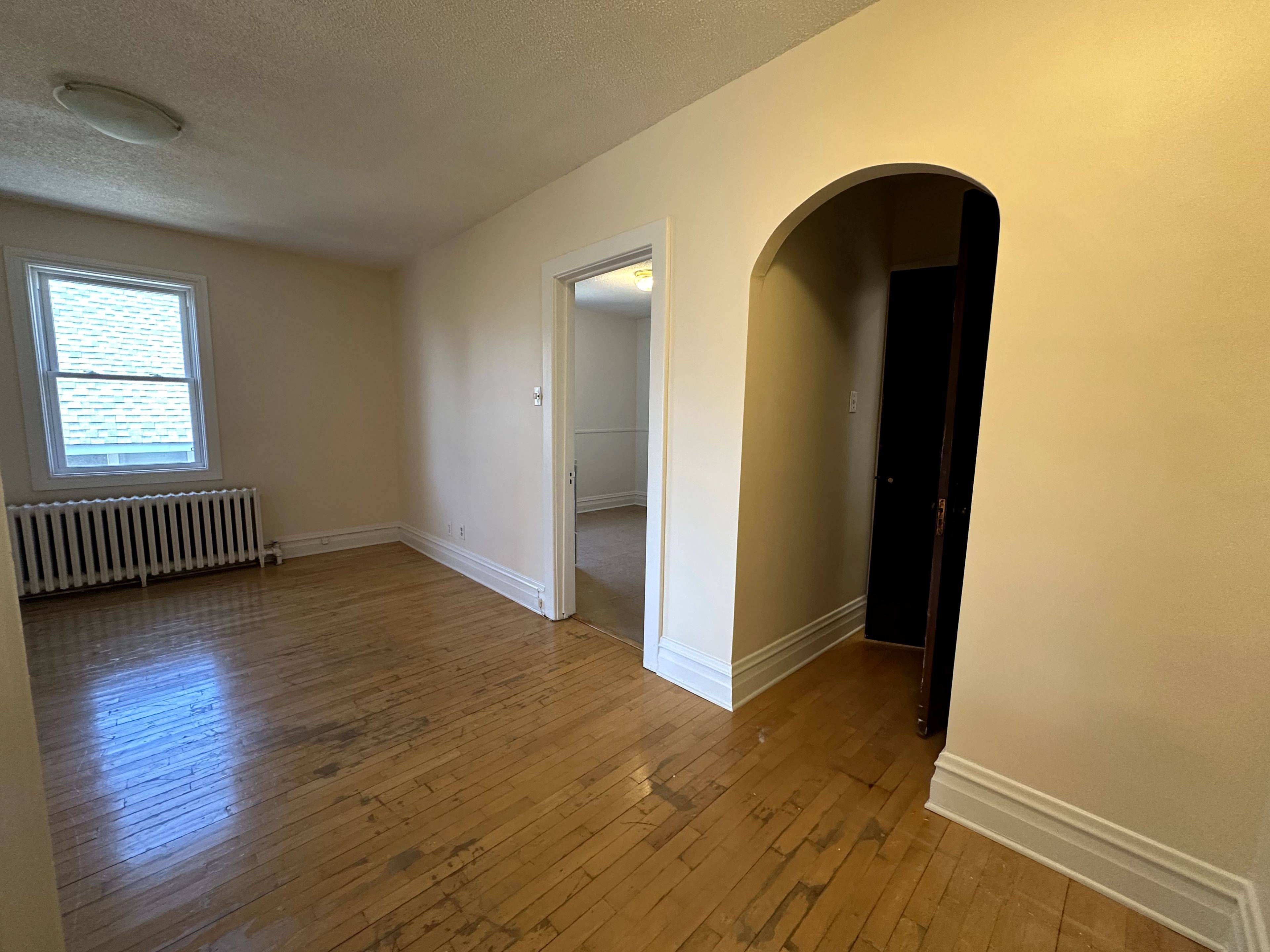 West Centre Town, ON K1R 6V3,73 Poplar ST