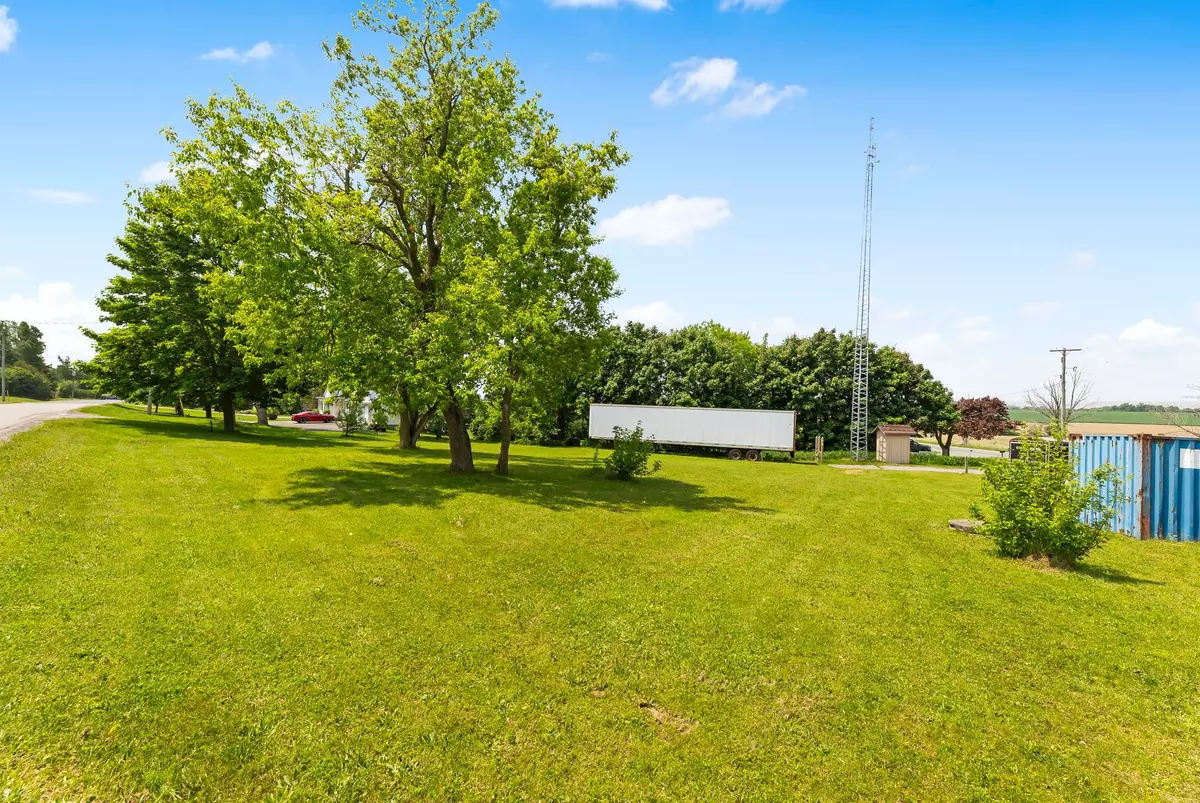 Kawartha Lakes, ON L0B 1K0,174 Hwy 7A RD