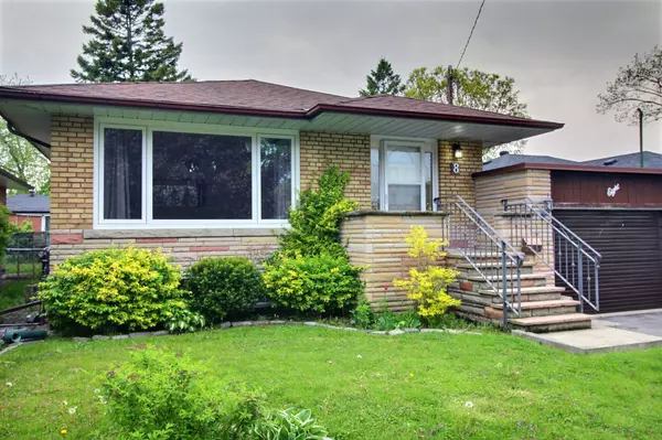 8 Cushendun RD,  Toronto E08,  ON M1E 2B3