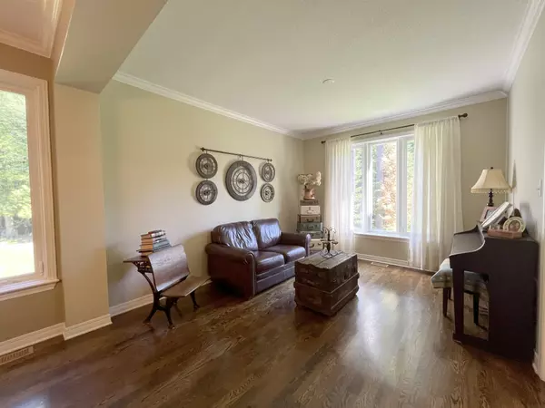 Carp - Huntley Ward, ON K0A 1L0,671 Spruce Ridge RD