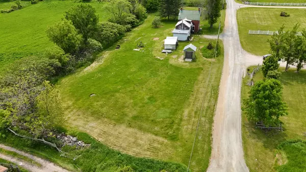 Tweed, ON K0K 3J0,326 Lynch RD