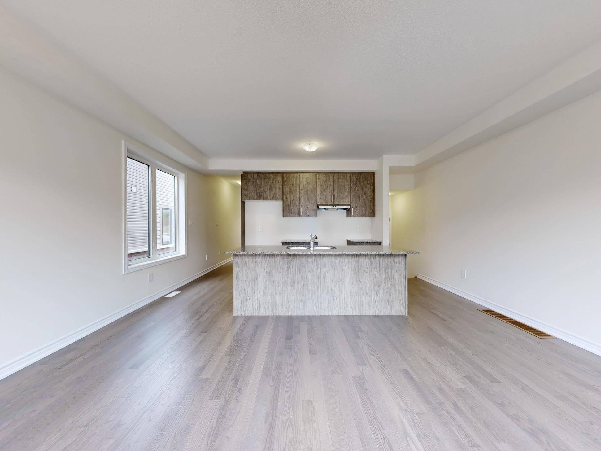 Oshawa, ON L1K 0E2,675 Ribstone CT