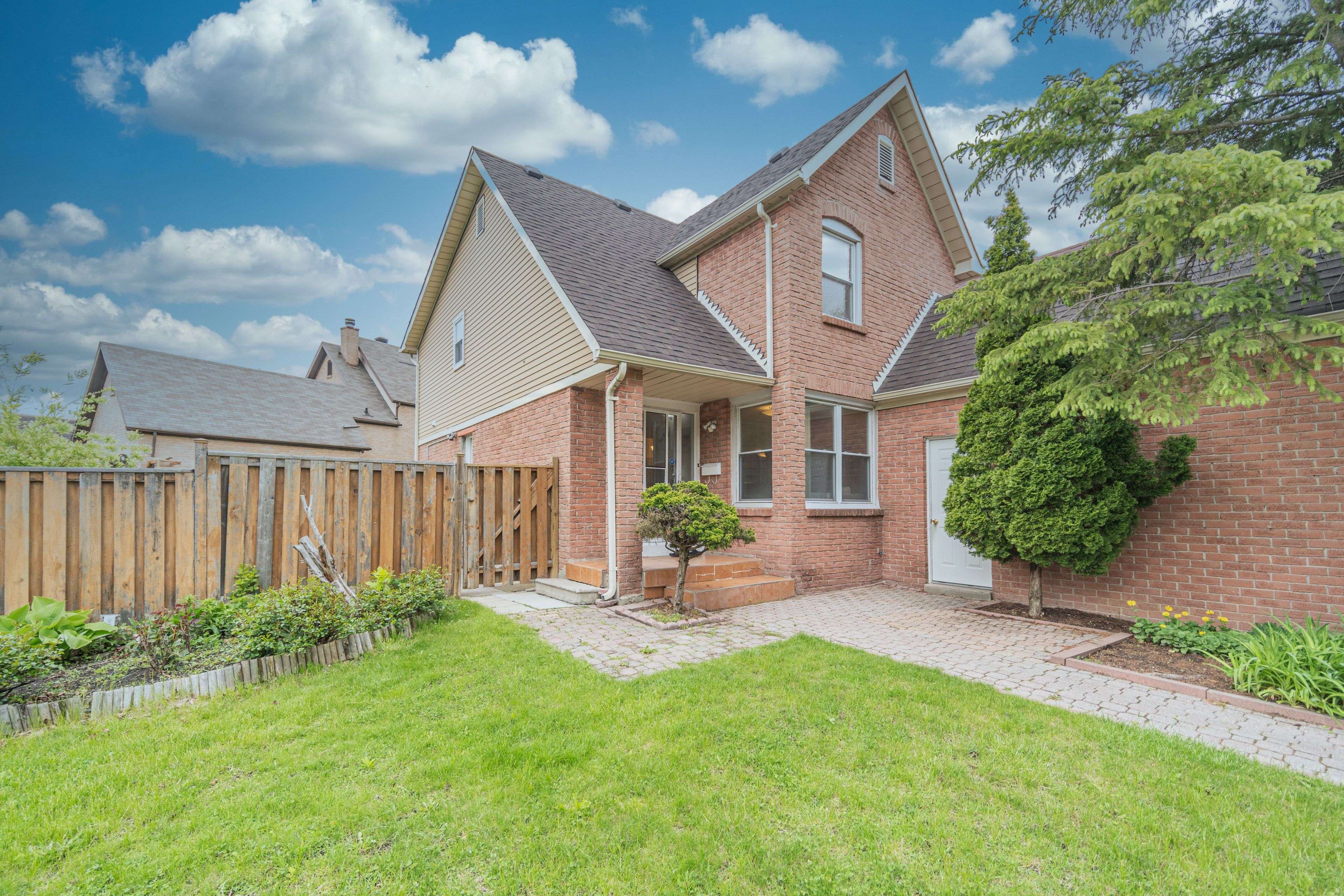 Toronto E05, ON M1W 3J6,98 Ecclesfield DR