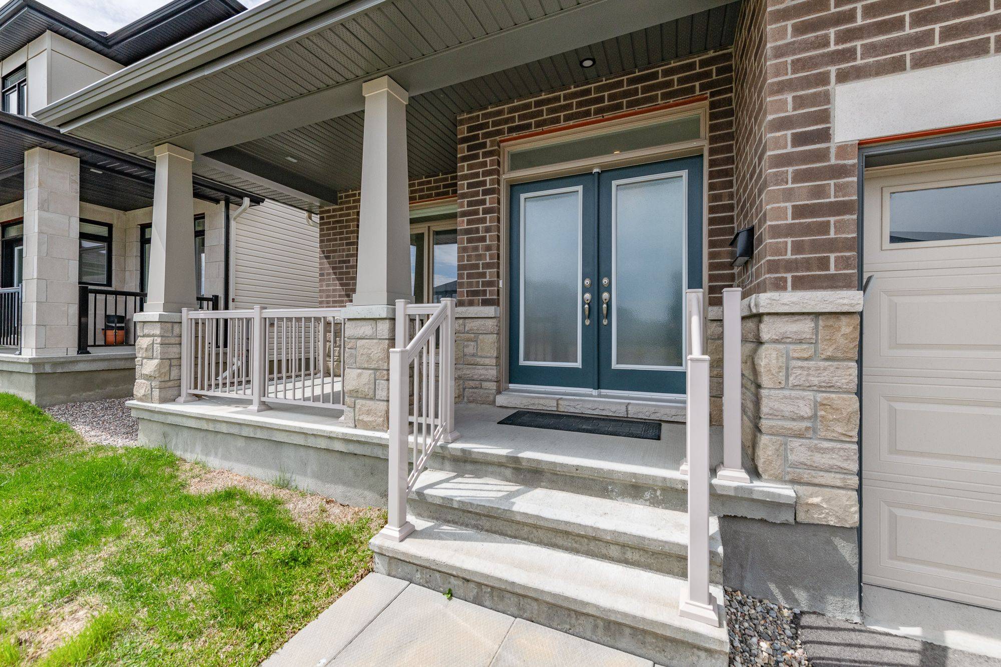 Leitrim, ON K1T 0V4,3339 Findlay Creek DR