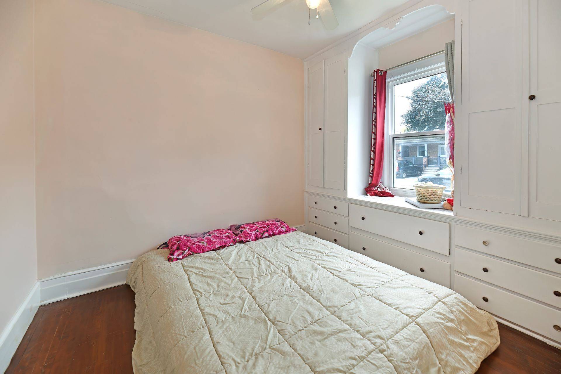 Hamilton, ON L8H 4M2,45 Wexford AVE N