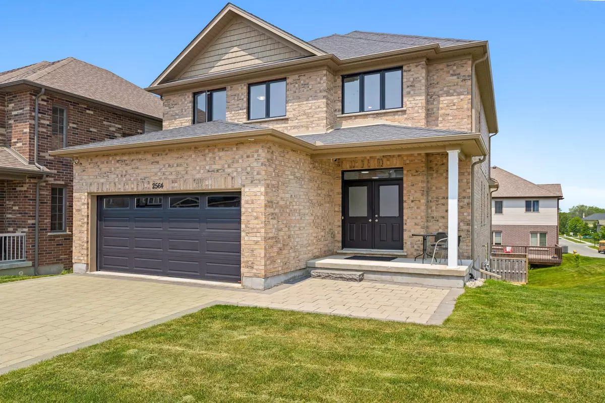 London South, ON N6M 5E0,2564 Holbrook DR