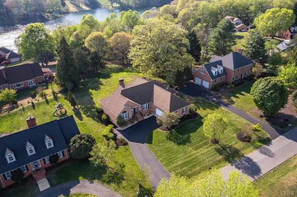 103 Persimmon WAY, Forest, VA 24551