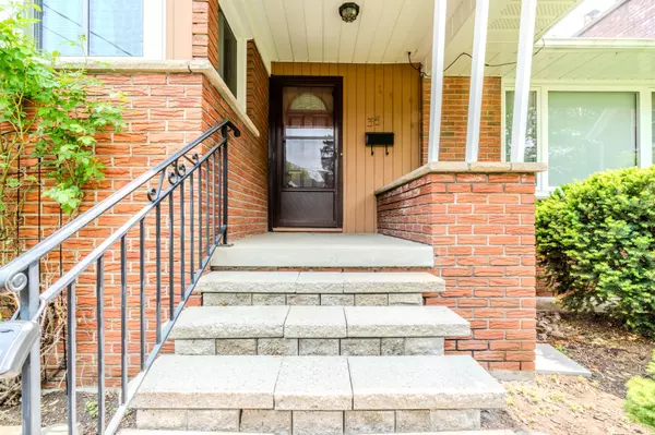 Markham, ON L3P 2A5,35 Peter ST