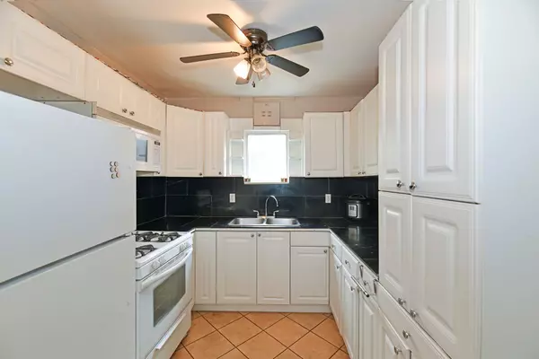 Hamilton, ON L8H 4M2,45 Wexford AVE N