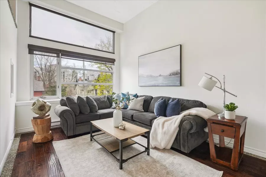 50 Main ST #313, Hamilton, ON L9H 6P8