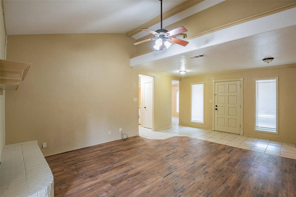 Arlington, TX 76012,805 N Fielder Road
