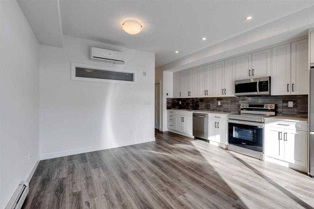 Calgary, AB T3R 2H6,70 Sage Hill WALK Northwest #202