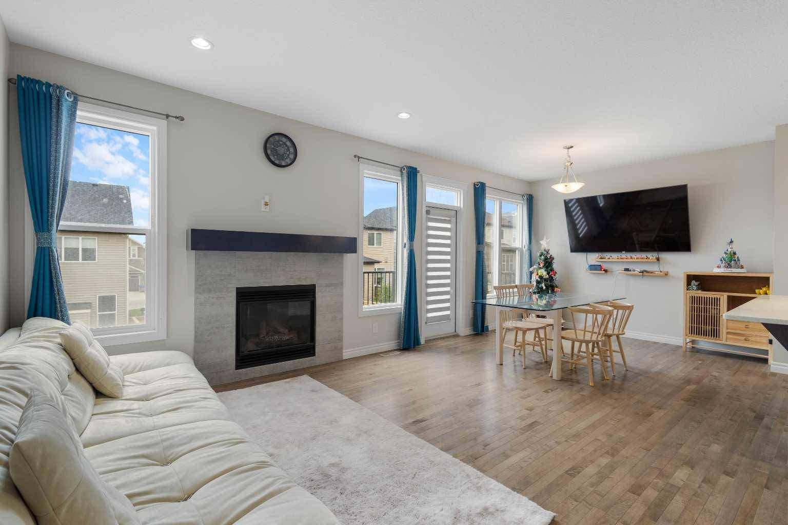 Calgary, AB T3R 0Z5,62 Nolanhurst Rise NW