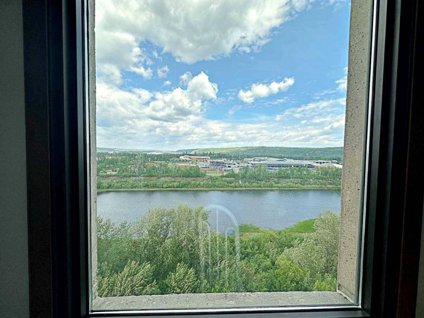 Fort Mcmurray, AB T9H 4H2,13221 Macdonald DR #1411