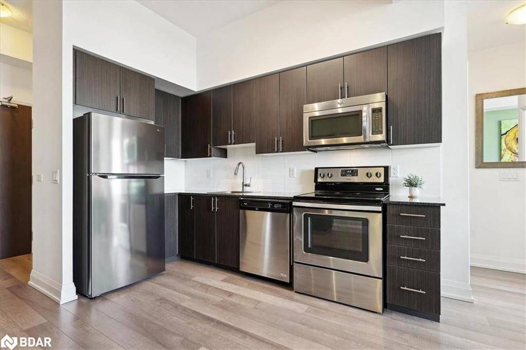 Vaughan, ON L4J 0J9,7900 Bathurst ST #618