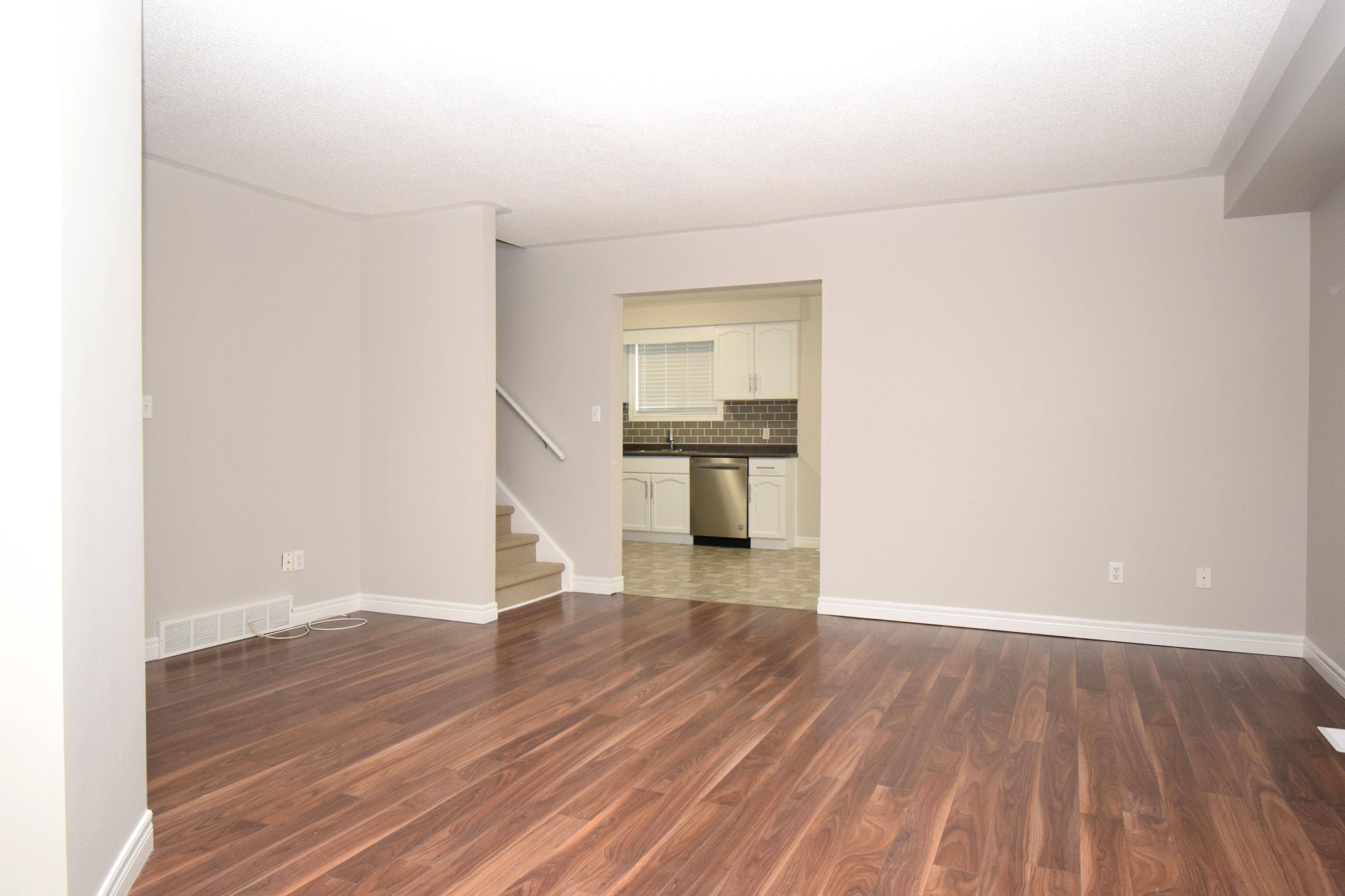Woodstock, ON N4T 1V9,517 Hummingbird CRES