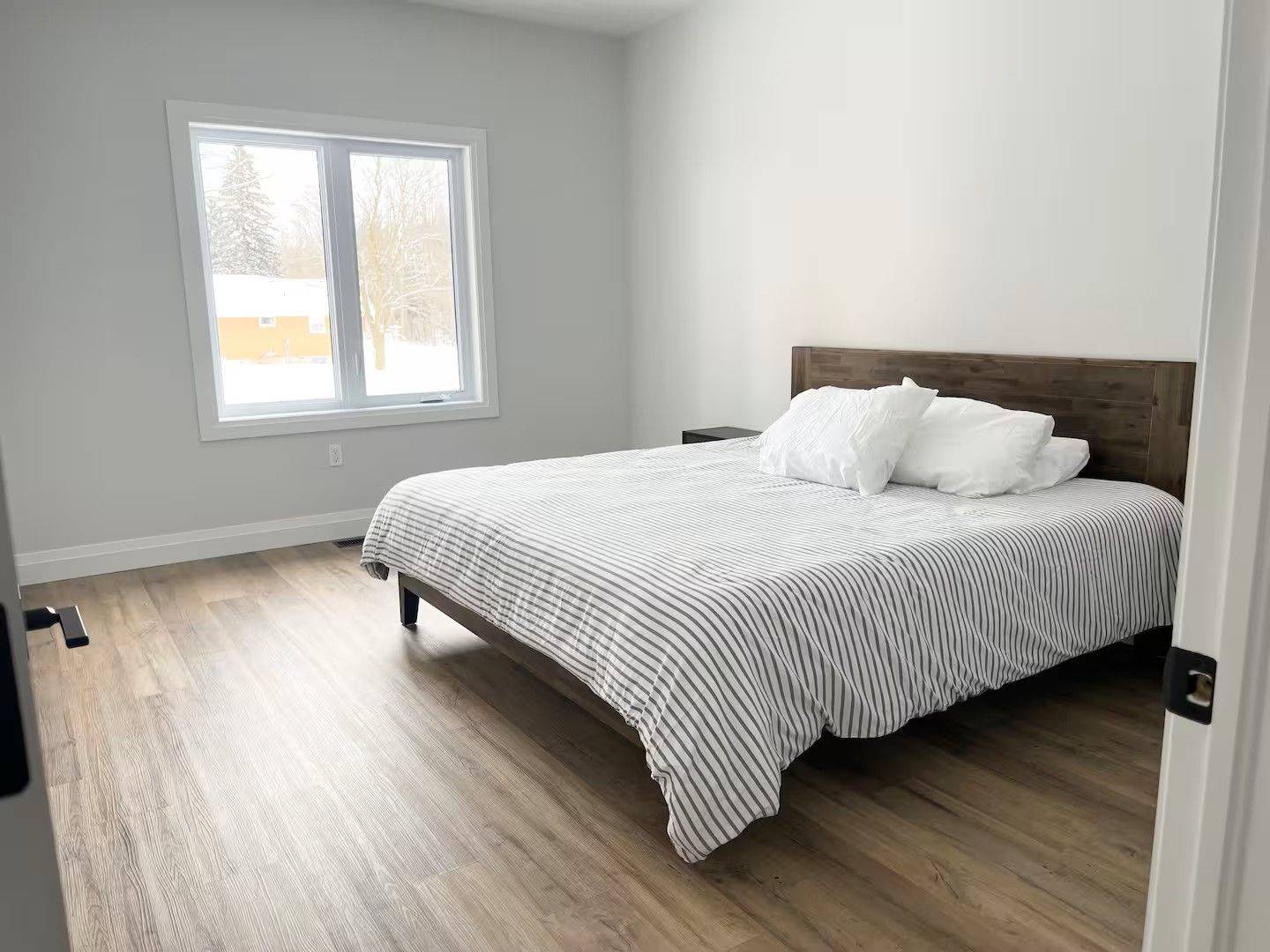 Minto, ON N0G 1M0,23 William ST S