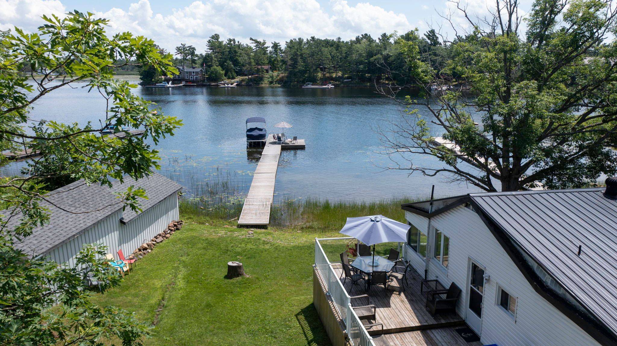 Georgian Bay, ON P0E 1E0,68 WOLVERINE BEACH RD N/A