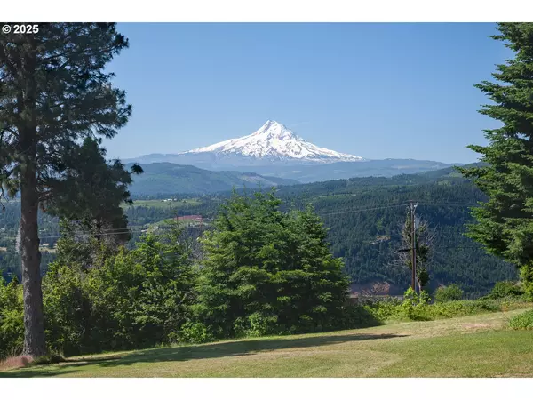 34 Crestview LN, Underwood, WA 98651