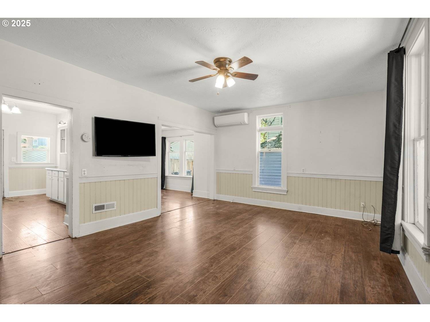 Salem, OR 97301,1334 MARION ST