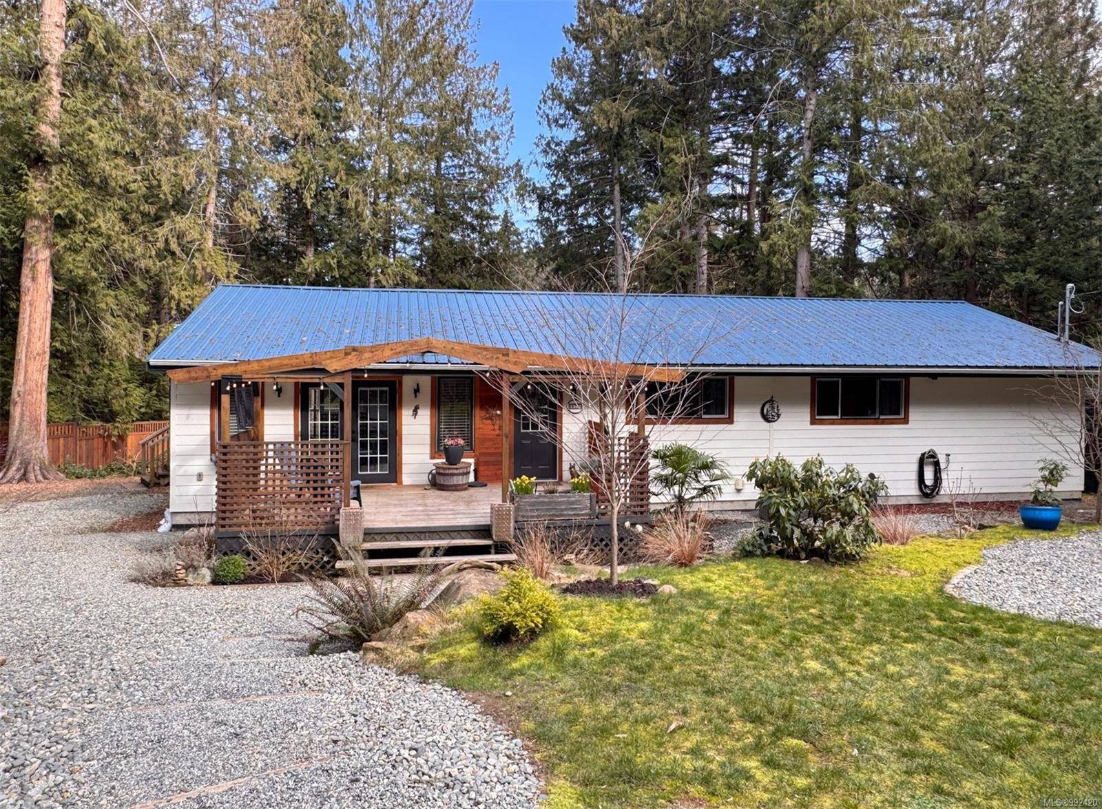 876 Canso Rd, Gabriola Island, BC V0R 1X2