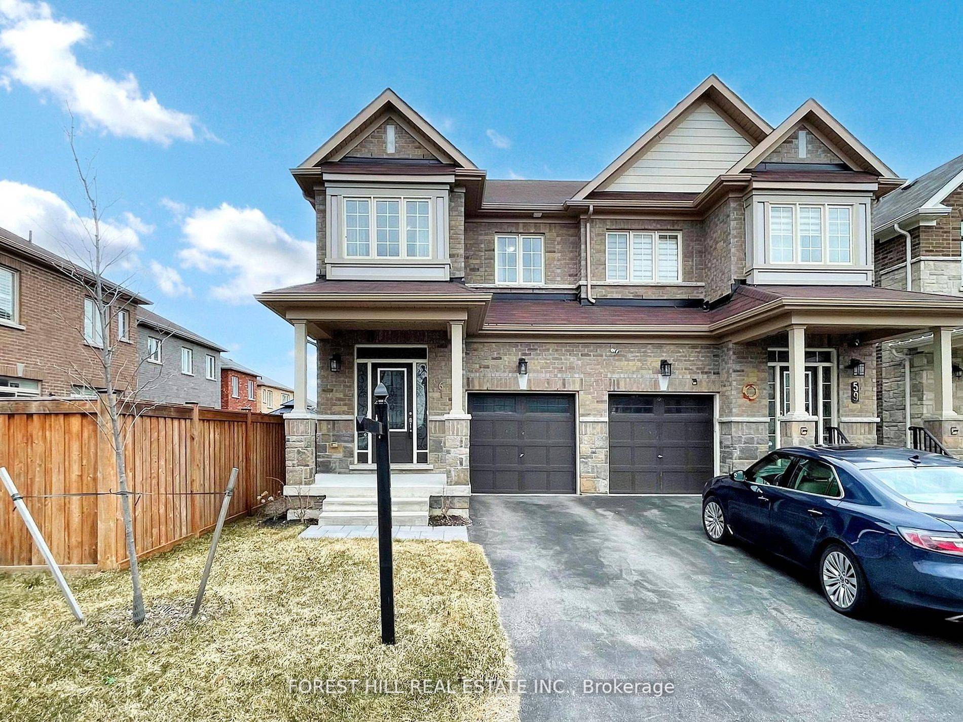 East Gwillimbury, ON L0G 1M0,61 Robb Thompson RD