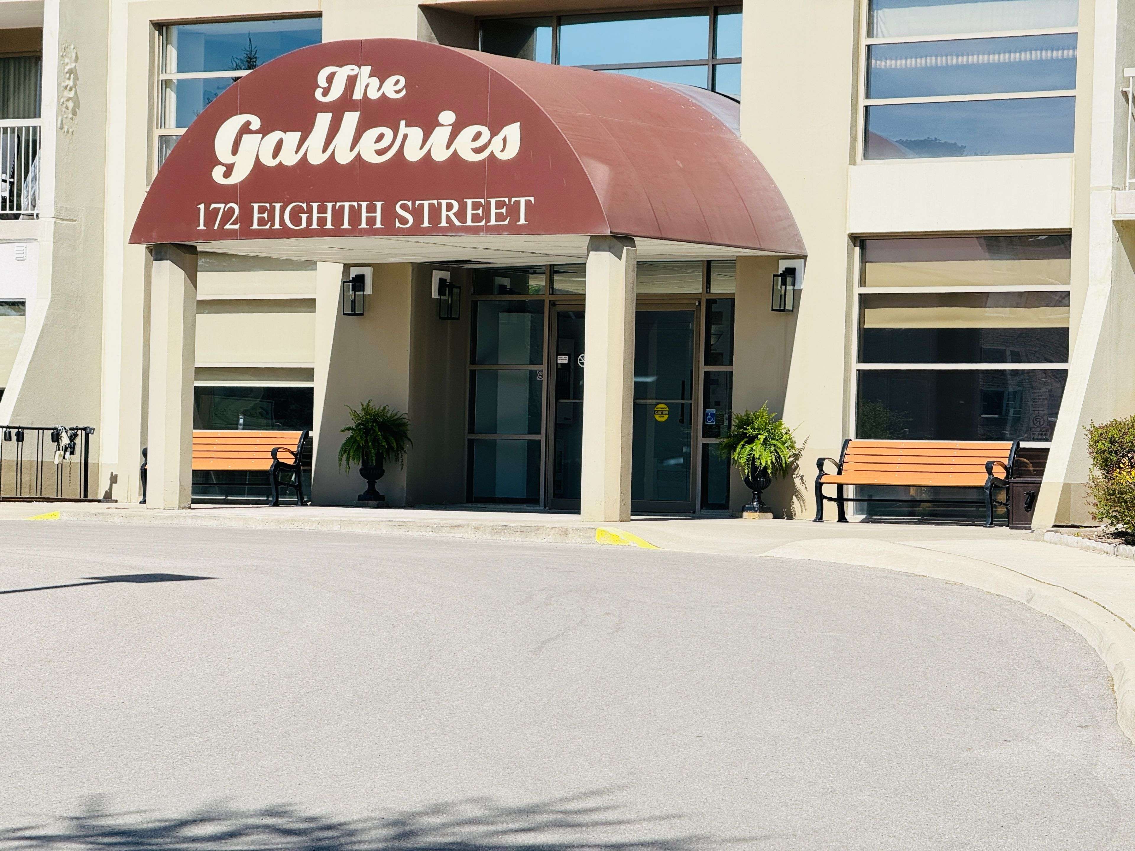 Collingwood, ON L9Y 4T2,172 Eighth ST #310