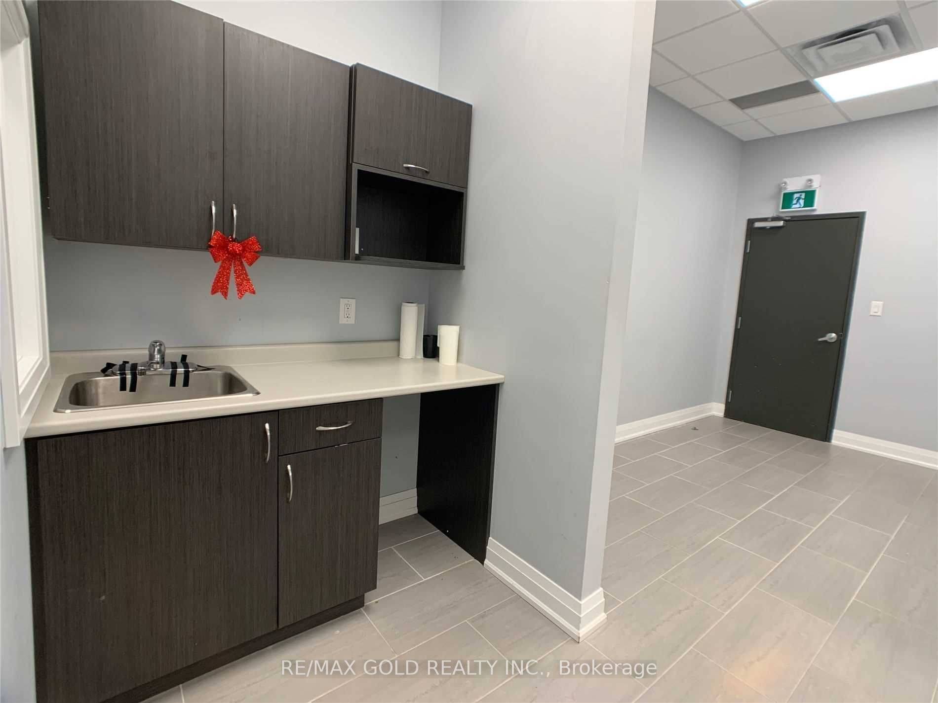 Brampton, ON L6S 0E7,20 Maritime Ontario BLVD ## 203