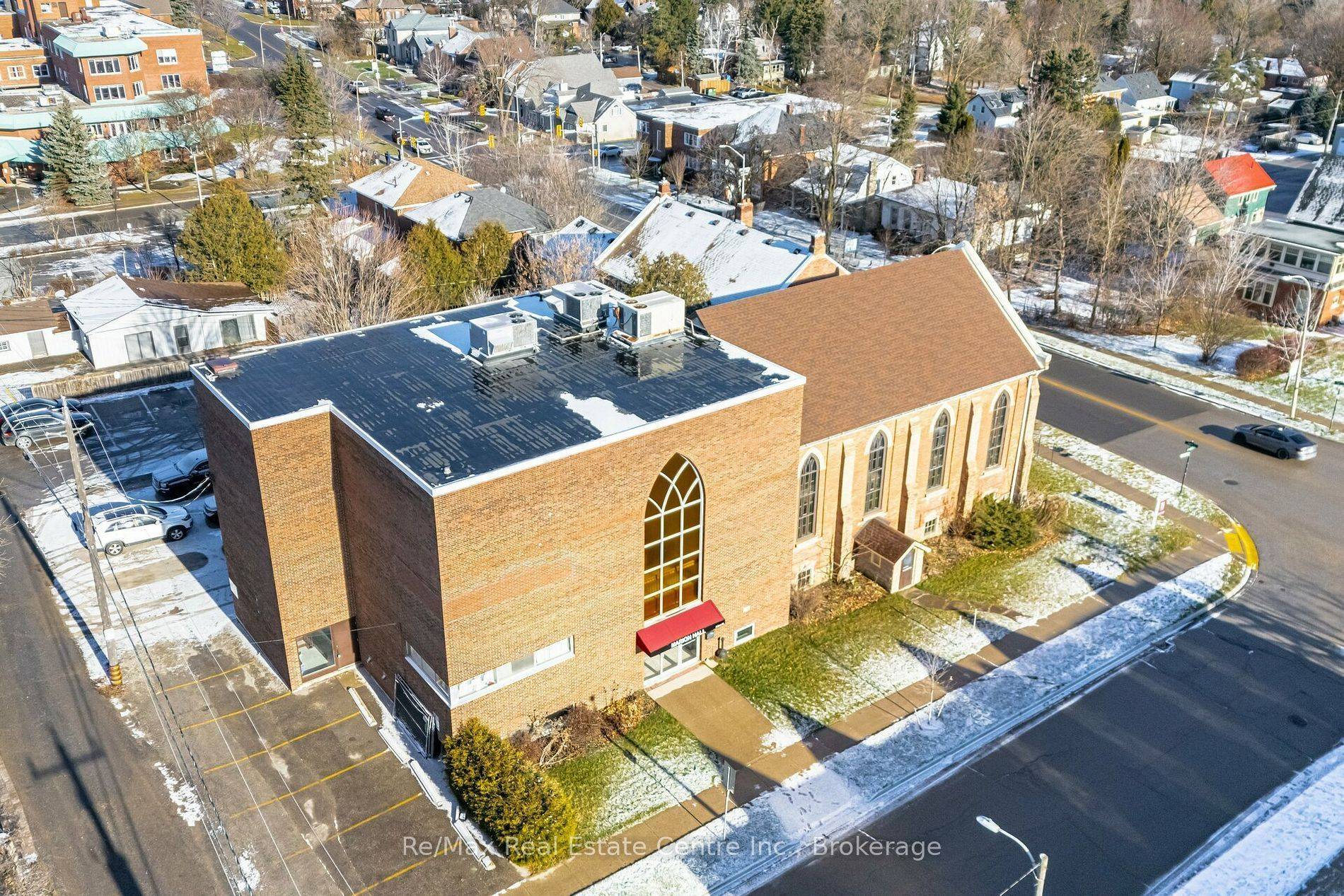 Orangeville, ON L9W 1E2,3 Zina ST