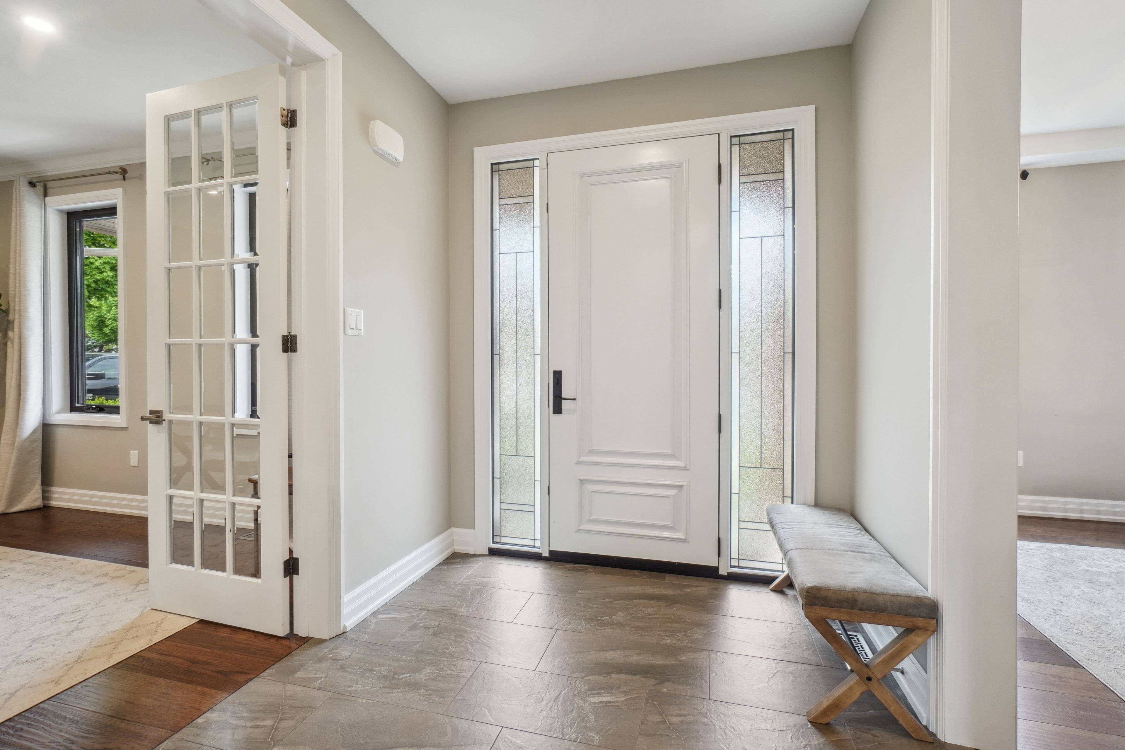 Burlington, ON L7L 6G6,5115 Forest Grove CRES
