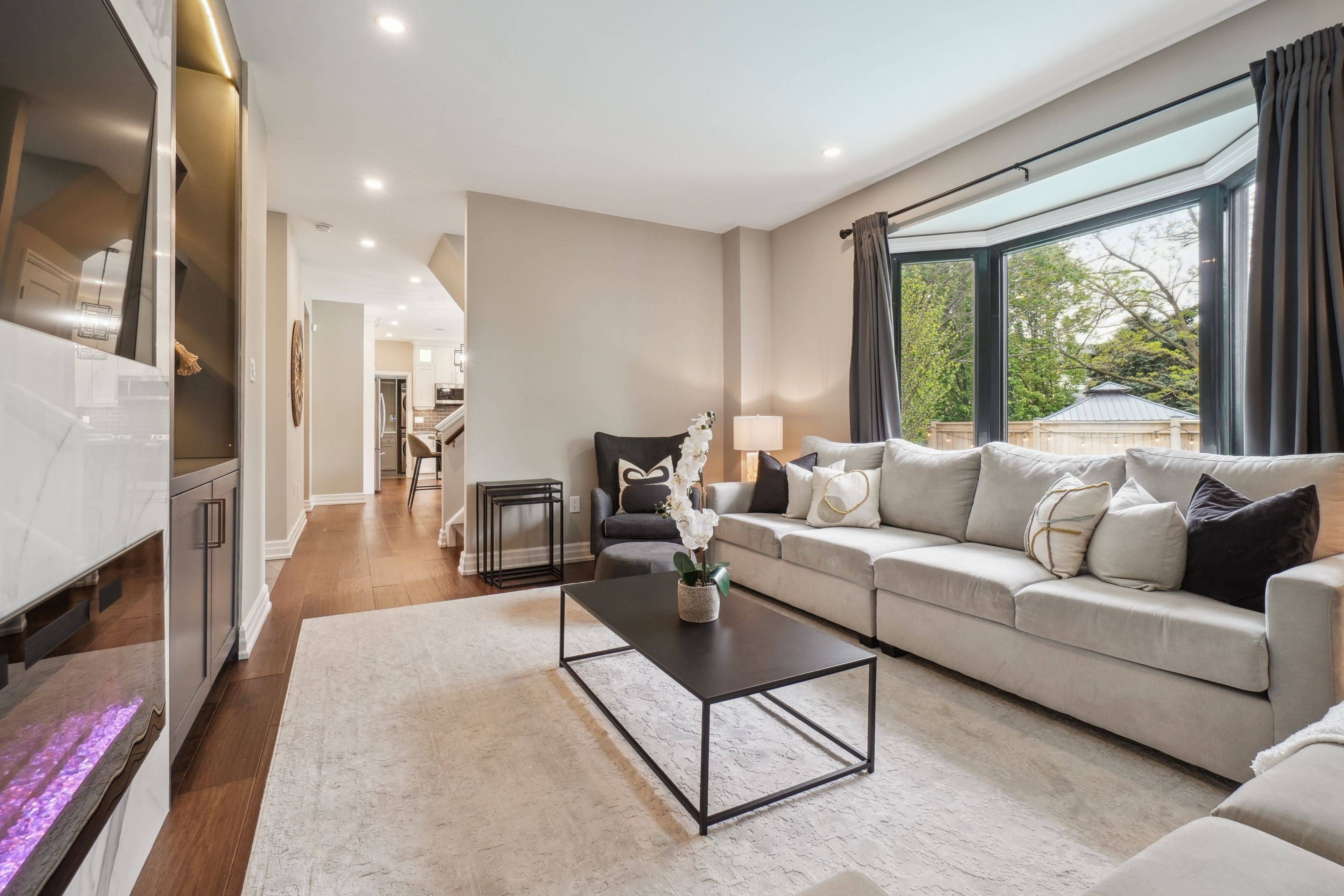 Burlington, ON L7L 6G6,5115 Forest Grove CRES