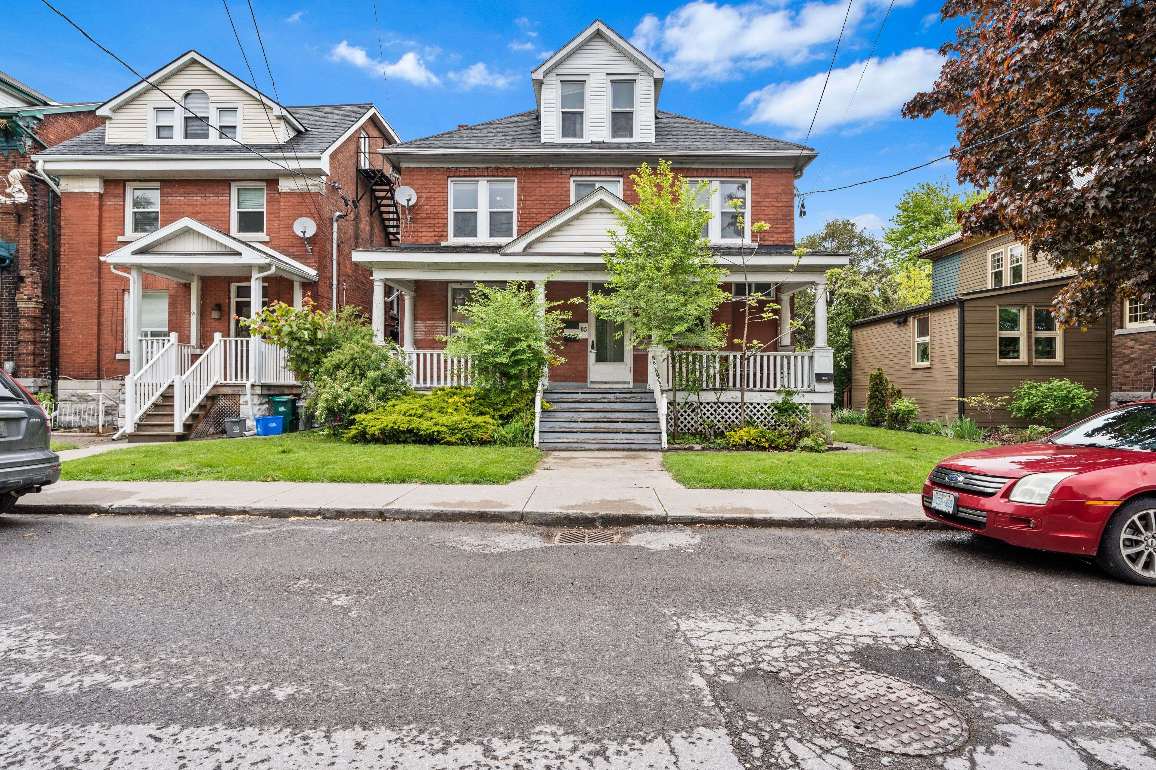 85 WILLIAM ST, Kingston, ON K7L 2C6