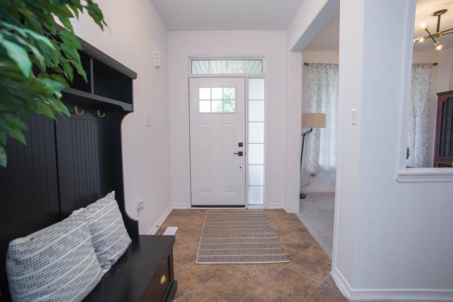 Brantford, ON N3T 0B7,9 Waldie CRES