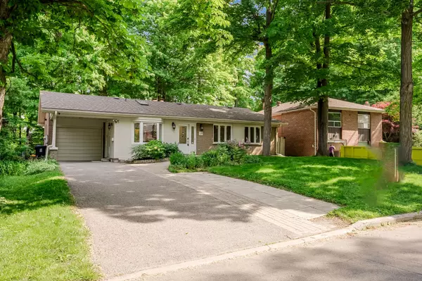 Toronto C13, ON M3A 1X4,39 Sagebrush LN