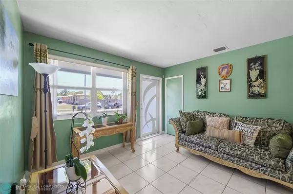West Park, FL 33023,3130 SW 39th Ave
