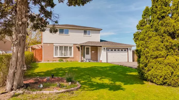 44 DUNBLAINE CRES, Brampton, ON L6T 3H2
