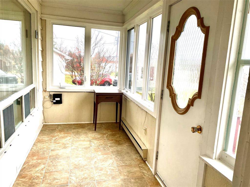 Glovertown, NL A0G2M0,64 Riverside Road E