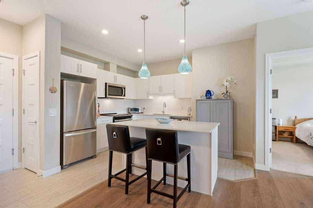 Calgary, AB T3B 6J4,80 Greenbriar PL Northwest #2404