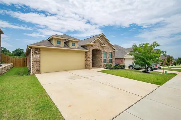 Fort Worth, TX 76120,220 Ridgeland Oaks Drive