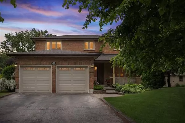 12 Linton CT, Uxbridge, ON L9P 1L6