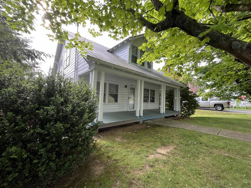 Hillsville, VA 24343,217 South Main Street