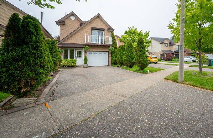 Brampton, ON L6X 2W5,74 Rosebud AVE
