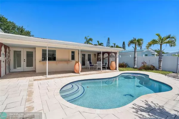 Pompano Beach, FL 33060,601 SE 2nd Terrace
