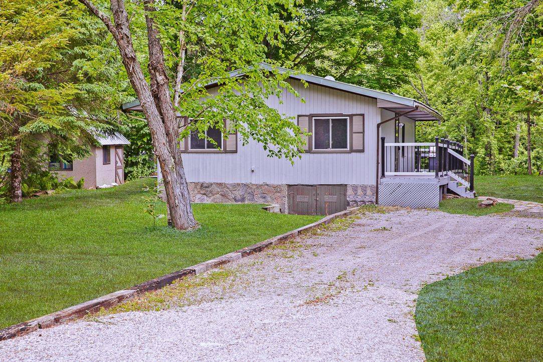Ramara, ON L0K 1W0,6605 Pioneer Village LN